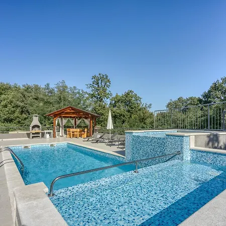 Pool House Klarina - Happy *